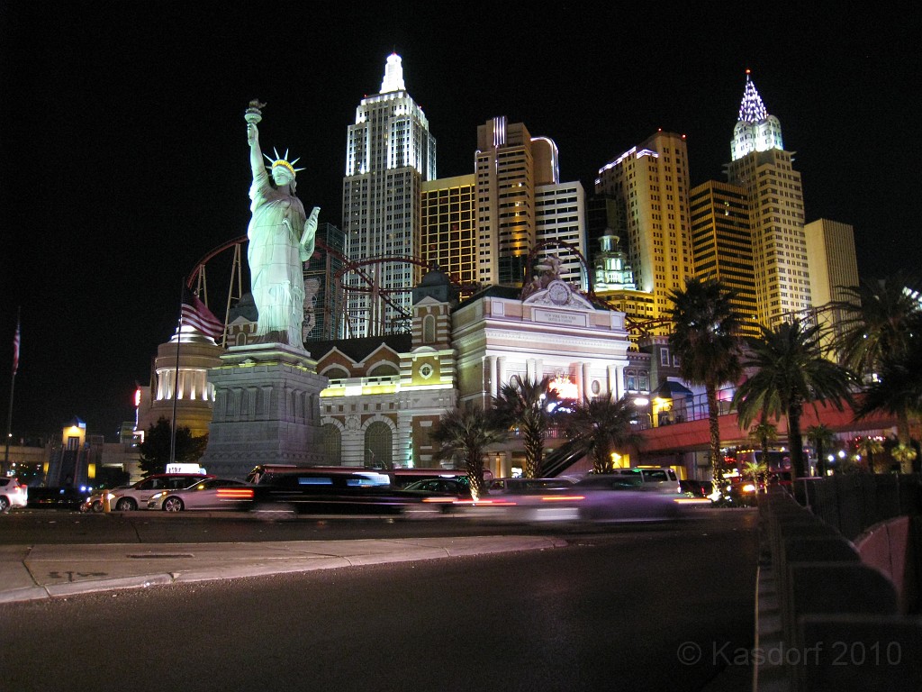 Las Vegas 2010 - Casinos - Buffets 0261.JPG - The 2010 Las Vegas Fire - Ice and Sweat Tour. Half Marathon, Red Rock Canyon, Casinos, Valley of Fire.... and buffets!
